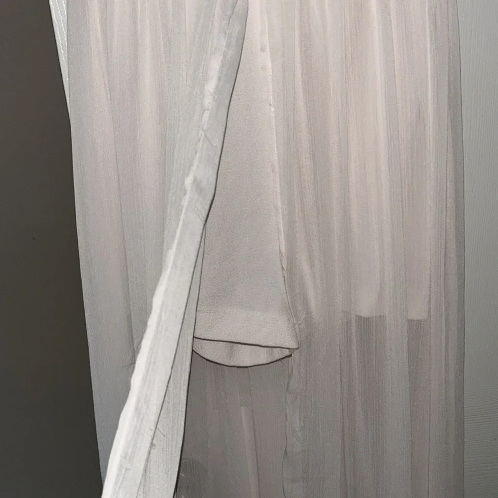 XOXO White Jumpsuit with Mock Neck and Cap Sleeves - Picture 5 of 8